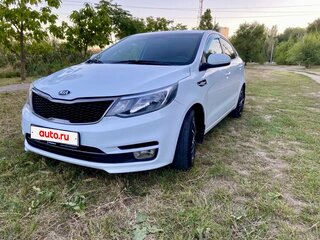 2016 Kia Rio III Рестайлинг, белый, 780000 рублей, вид 1