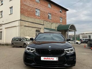 2019 BMW 5 серии 540d xDrive VII (G30/G31/G38), чёрный, 5500000 рублей, вид 3