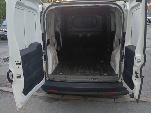 2019 Fiat Doblo II Рестайлинг, белый, 1150000 рублей - вид 7