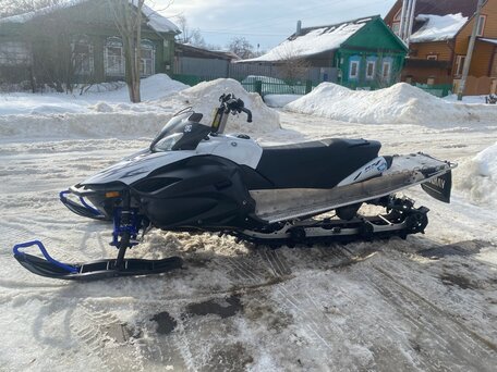 2011 Yamaha Apex, белый, 1400000 рублей, вид 2