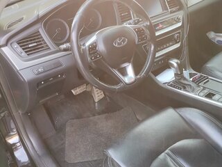 2017 Hyundai Sonata VII (LF) Рестайлинг, чёрный, 1700000 рублей, вид 4