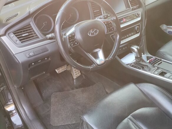 2017 Hyundai Sonata VII (LF) Рестайлинг, чёрный, 1700000 рублей - вид 3