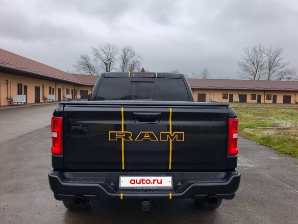 2024 Ram 1500 Quad Cab V Рестайлинг, чёрный, 7000000 рублей - вид 7