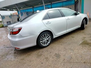 2013 Toyota Camry VII (XV50), серебристый, 1170000 рублей, вид 3