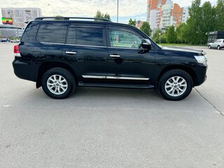 2015 Toyota Land Cruiser 200 Series Рестайлинг 2, чёрный, 6000000 рублей, вид 2