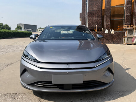 2025 BYD Qin L, серый, 1837000 рублей, вид 2