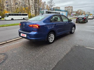 2021 Volkswagen Polo VI, синий, 1150000 рублей, вид 3