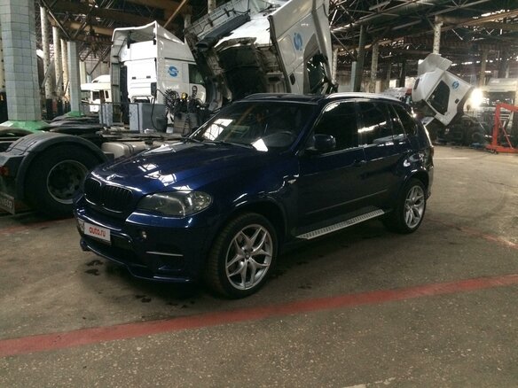 2012 BMW X5 30d II (E70) Рестайлинг, синий - вид 2