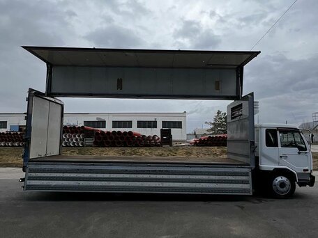 2004 Nissan Diesel, белый, 3500000 рублей, вид 5