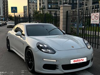 2013 Porsche Panamera 4S I Рестайлинг, белый, 3400000 рублей, вид 3