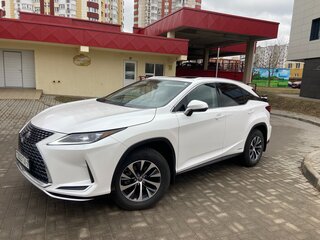 2021 Lexus RX 450h IV Рестайлинг, белый, 4050000 рублей, вид 1