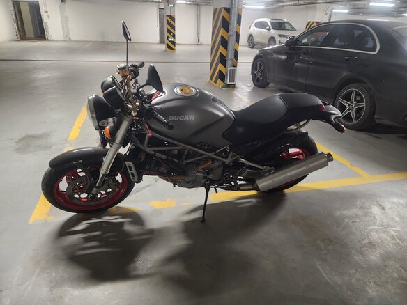 2002 Ducati Monster S4, серый, 400000 рублей - вид 3