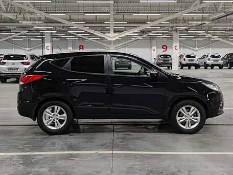 2013 Hyundai ix35 I, чёрный, 965000 рублей, вид 4
