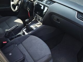 2014 Skoda Octavia III (A7), белый, 638000 рублей, вид 4