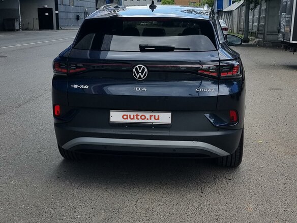2022 Volkswagen ID.4 Crozz, синий, 3600000 рублей - вид 2