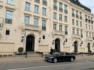 2019 Mercedes-Benz Maybach S-Класс 450 I (X222) Рестайлинг, чёрный, 4000000 рублей, вид 1