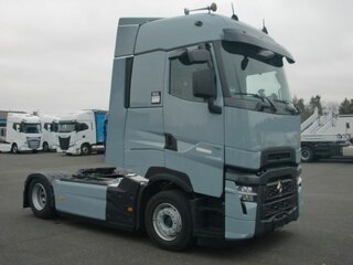 2023 Renault T-Series, серебристый, 12000000 рублей, вид 1