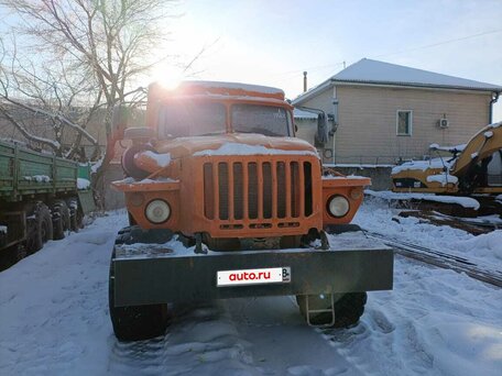 2003 Урал 4320, оранжевый, 1900000 рублей, вид 5