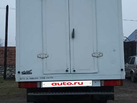 2000 Mercedes-Benz Vario, белый, 2800000 рублей, вид 2
