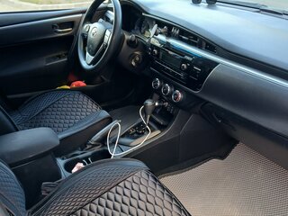 2014 Toyota Corolla XI (E160, E170, E180), серый, 1500000 рублей, вид 3