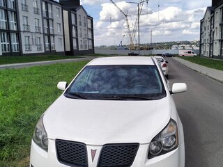 2010 Pontiac Vibe II, белый, 590000 рублей, вид 1