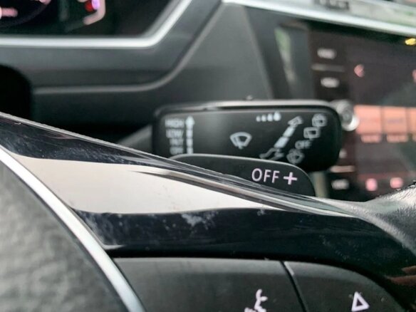 2019 Volkswagen Tiguan II, серый, 2190000 рублей - вид 18