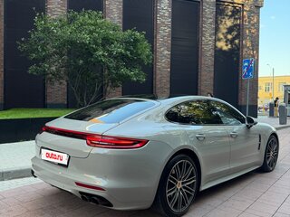 2017 Porsche Panamera 4S II, серый, 6400000 рублей, вид 4