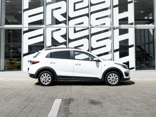 2020 Kia Rio X-Line IV, белый, 1430000 рублей, вид 5