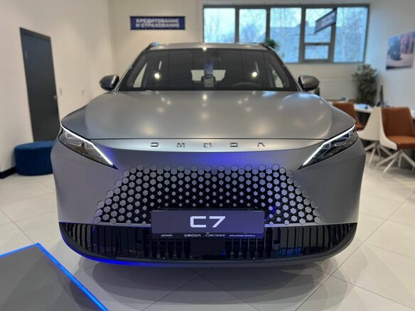2026 Omoda C7, белый, 3499000 рублей - вид 2