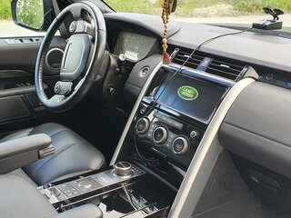 2017 Land Rover Discovery V, чёрный, 4200000 рублей, вид 3