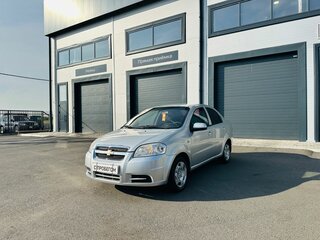 2011 Chevrolet Aveo I Рестайлинг, серебристый, 429000 рублей, вид 2