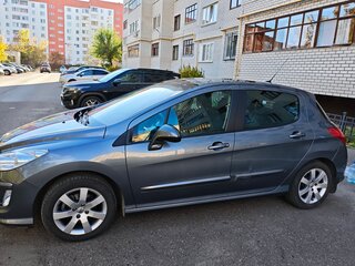 2009 Peugeot 308 I, серый, 990000 рублей, вид 4