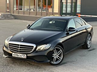 2016 Mercedes-Benz E-Класс 200 V (W213, S213, C238), чёрный, 2699000 рублей, вид 2