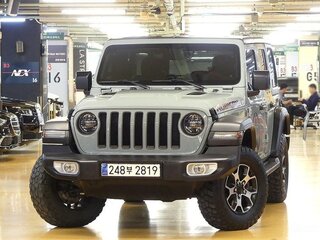 2023 Jeep Wrangler IV (JL), серебристый, 5740000 рублей, вид 3