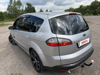 2010 Ford S-MAX I, серый, 945000 рублей, вид 4