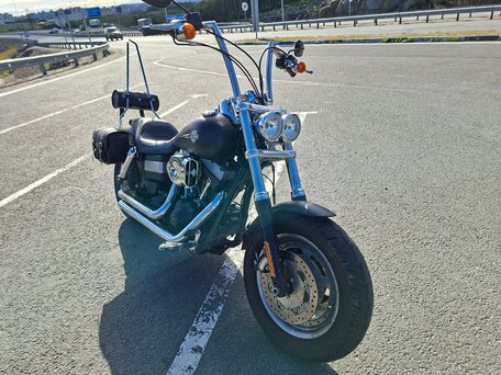 2012 Harley-Davidson Fat Bob, чёрный, 800000 рублей, вид 1