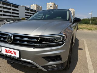 2019 Volkswagen Tiguan II, серебристый, 2860000 рублей, вид 3