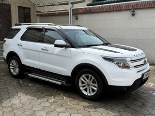 2014 Ford Explorer V, белый, 1800000 рублей, вид 3