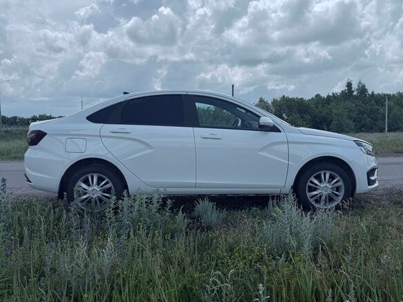 2023 Lada (ВАЗ) Vesta I Рестайлинг (NG), белый, 1370000 рублей - вид 6