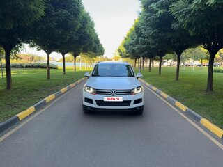 2012 Volkswagen Touareg II, белый, 2000000 рублей, вид 3