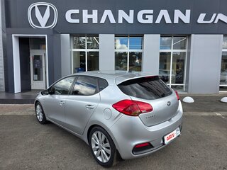 2013 Kia Ceed II, серебристый, 720000 рублей, вид 4