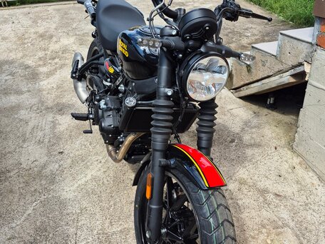 2025 Royal Enfield Guerrilla 450, чёрный, 500000 рублей, вид 1