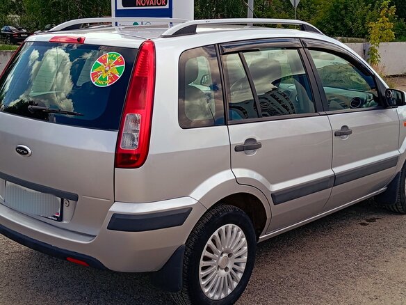 2008 Ford Fusion I Рестайлинг, серебристый, 380000 рублей - вид 2
