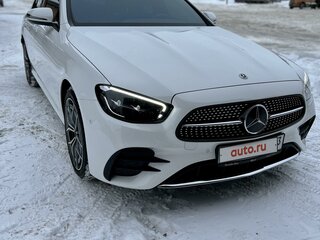 2021 Mercedes-Benz E-Класс 200 V (W213, S213, C238) Рестайлинг, белый, 6000000 рублей, вид 3