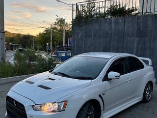 2015 Mitsubishi Lancer Evolution X, белый, 3320000 рублей, вид 3