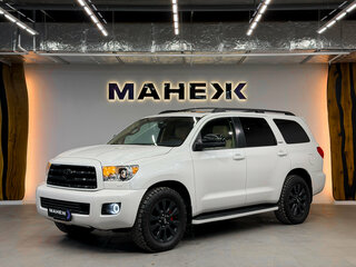 2013 Toyota Sequoia II, белый, 5500000 рублей, вид 3