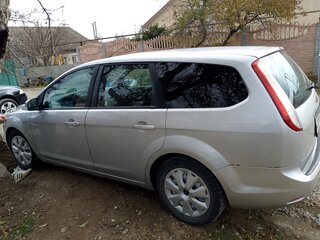2008 Ford Focus II Рестайлинг, серебристый, 599000 рублей, вид 3