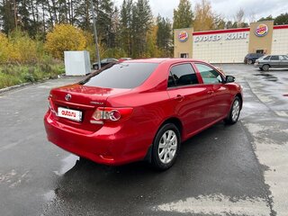 2010 Toyota Corolla X (E140, E150) Рестайлинг, красный, 850000 рублей, вид 5