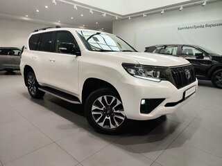 2021 Toyota Land Cruiser Prado 150 Series Рестайлинг 3, белый, 6650000 рублей, вид 3