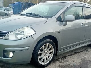 2012 Nissan Tiida I Рестайлинг, серый, 800000 рублей, вид 1